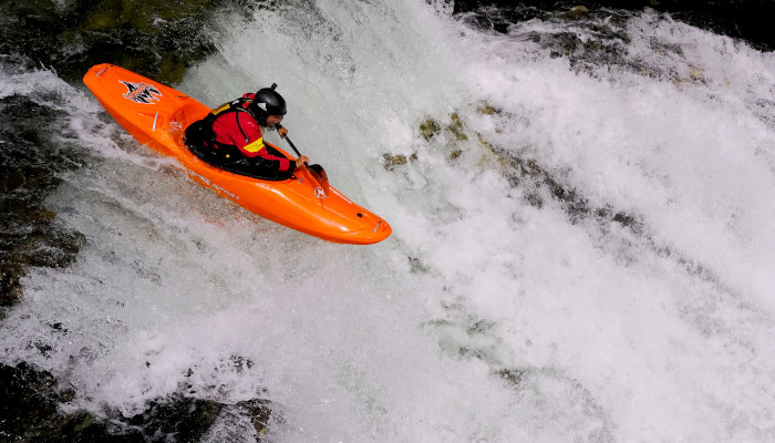 Extreme kayaking